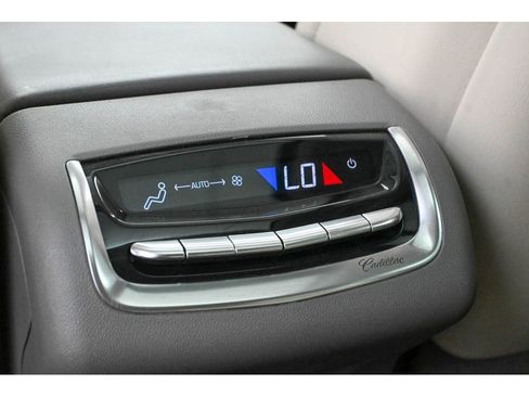 Used 2022 Cadillac XT6 Premium Luxury w/ Technology Package image 30