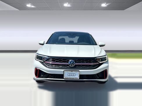 Used 2024 Volkswagen Jetta GLI Autobahn FWD image 6
