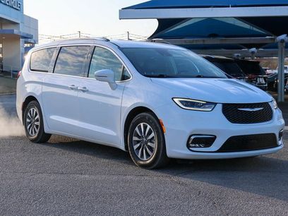 Used 2021 Chrysler Pacifica Touring-L