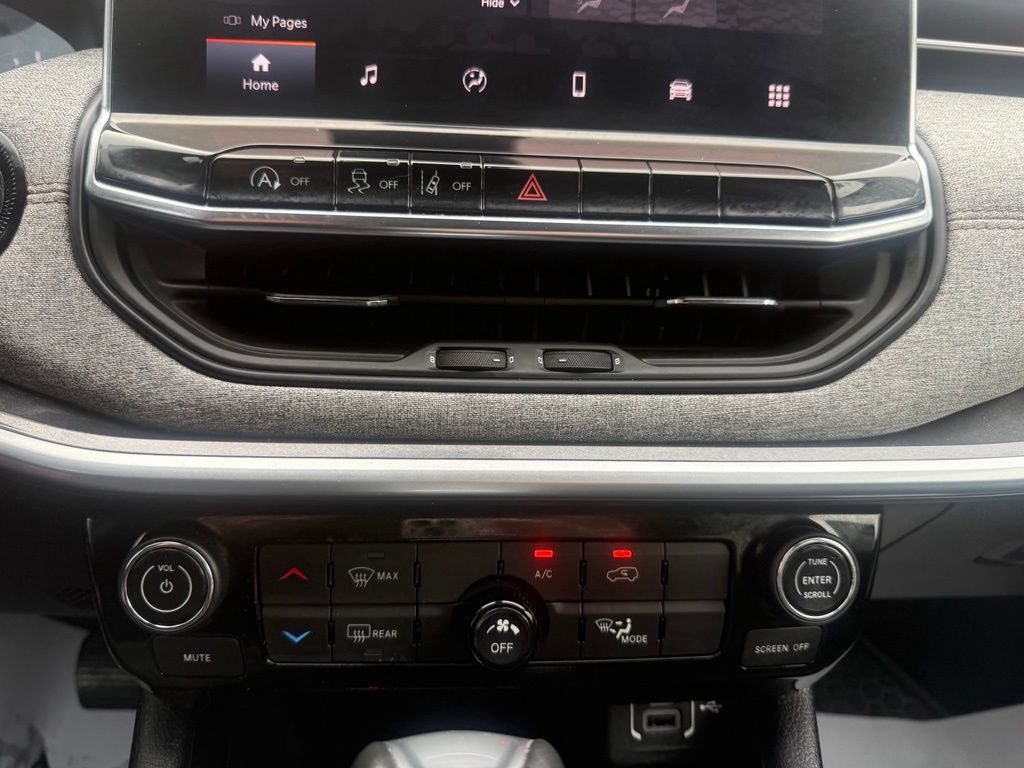 Certified 2022 Jeep Compass Latitude AWD/4WD image 23