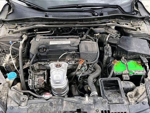 Used 2014 Honda Accord Sport image 30