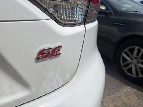 Used 2023 Toyota Corolla SE FWD image 9