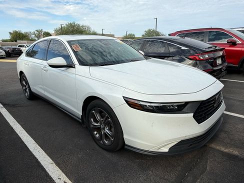 Used 2023 Honda Accord EX image 5