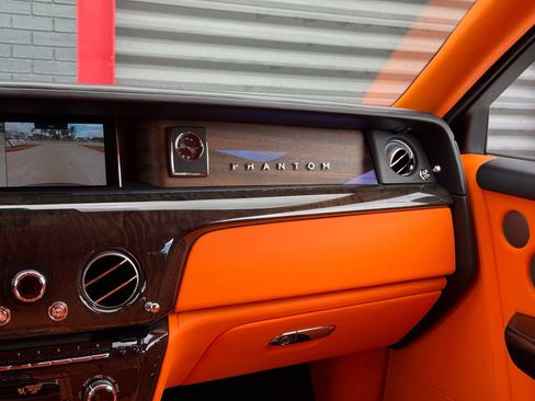 Used 2021 Rolls-Royce Phantom Extended Wheelbase image 33