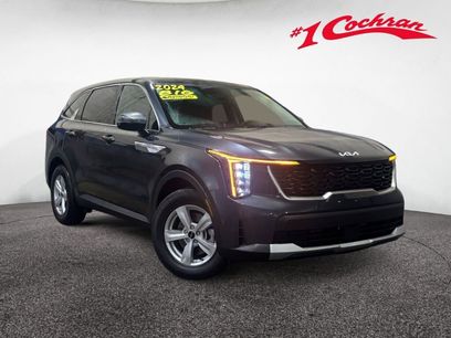 Used 2024 Kia Sorento LX