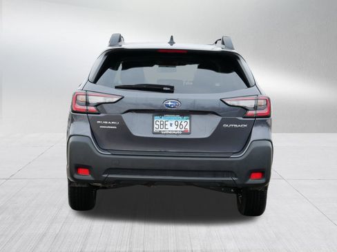 Used 2025 Subaru Outback Premium image 6