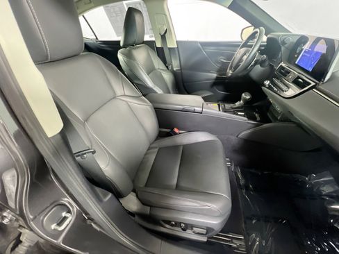 Used 2023 Lexus ES 350 w/ Premium Package FWD image 26