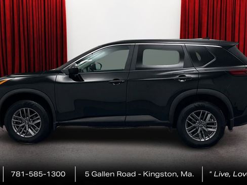 Used 2022 Nissan Rogue S image 8