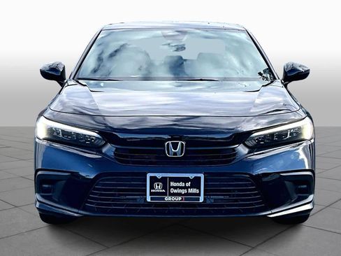 Used 2023 Honda Civic Sport image 3