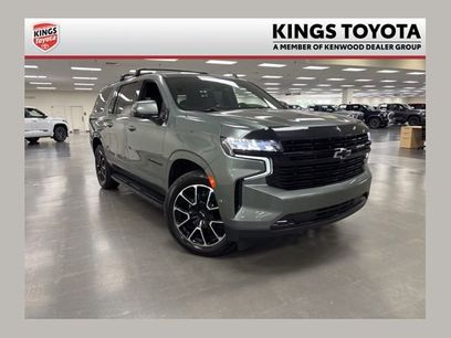 Used 2023 Chevrolet Suburban RST w/ Luxury Package