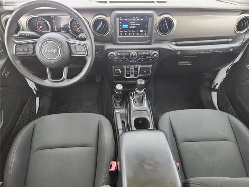 Used 2018 Jeep Wrangler Unlimited Sport S AWD/4WD image 19