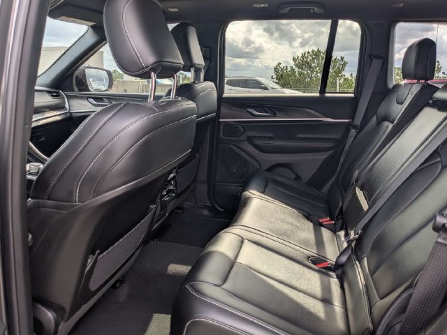 New 2026 Jeep Grand Cherokee Limited w/ Limited Altitude Package RWD image 15