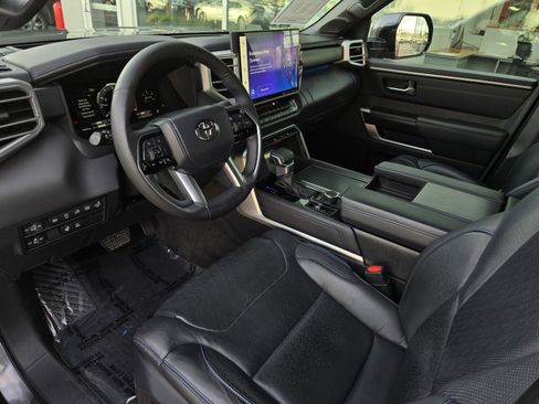 Used 2023 Toyota Tundra Platinum image 10