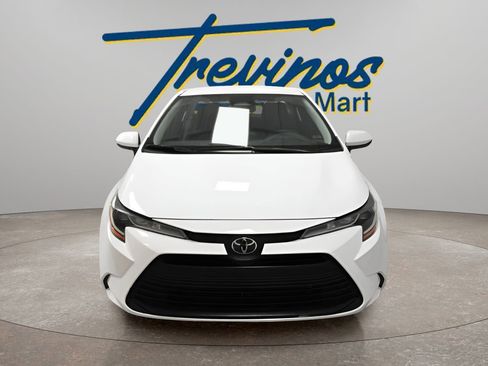 Used 2024 Toyota Corolla LE image 4