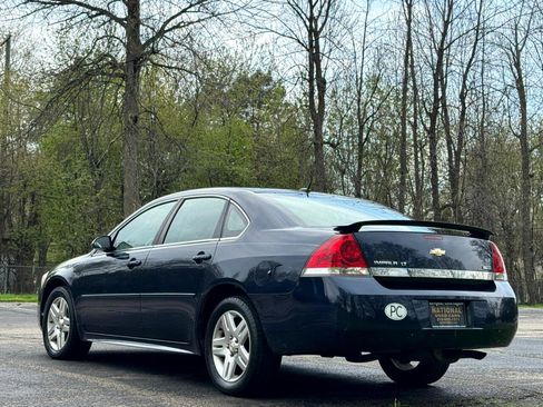 Used 2011 Chevrolet Impala LT FWD image 16