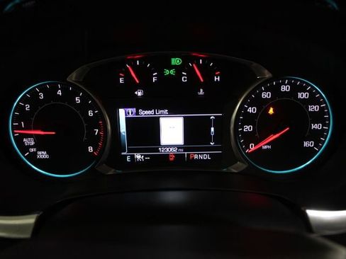 Used 2018 Chevrolet Traverse High Country image 49