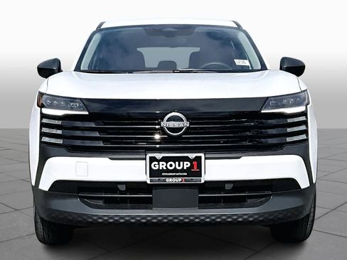 New 2026 Nissan Kicks S image 3