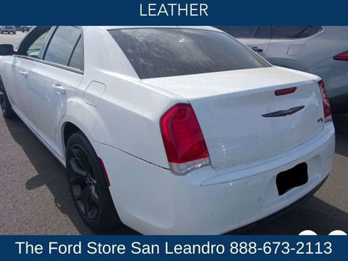 Used 2022 Chrysler 300 S image 3