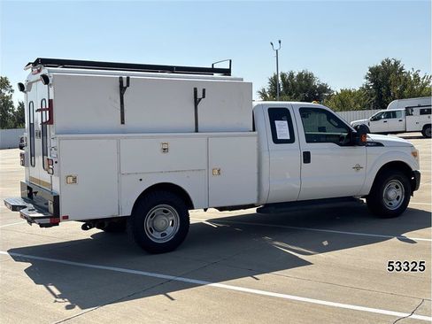 Used 2016 Ford F350 XL w/ Power Equipment Group RWD image 2