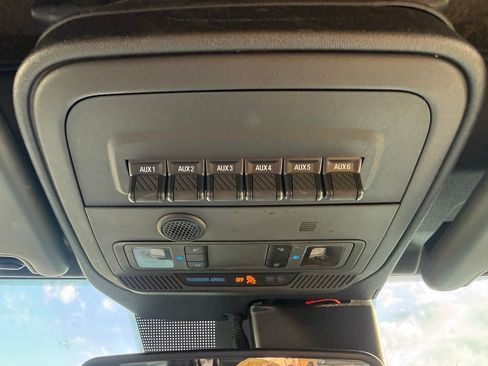 Used 2022 Ford Bronco Badlands AWD/4WD image 17