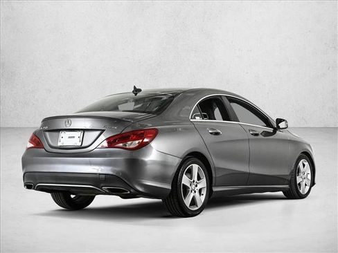 Used 2017 Mercedes-Benz CLA 250 4MATIC image 5