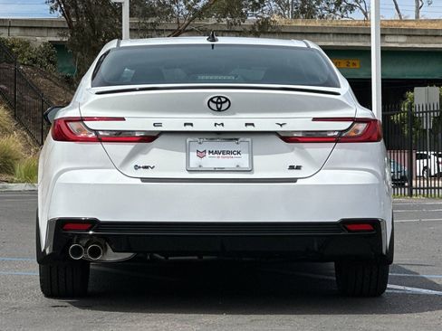 New 2026 Toyota Camry Hybrid image 4