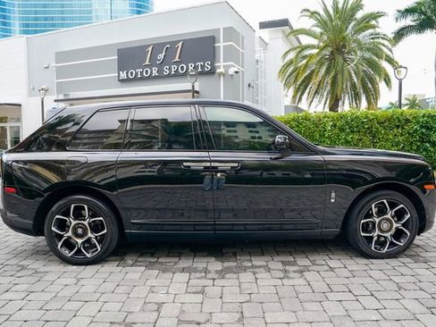 Used 2020 Rolls-Royce Cullinan Black Badge image 31