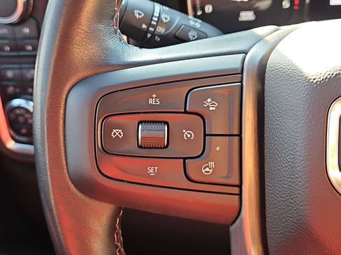 Certified 2022 GMC Sierra 3500 Denali w/ Denali Ultimate Package AWD/4WD image 17