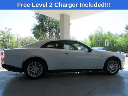 Used 2025 Dodge Charger R/T w/ Quick Order Package 25M R/T image 6