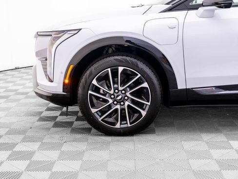 New 2026 Cadillac Optiq Sport 1 AWD/4WD image 36