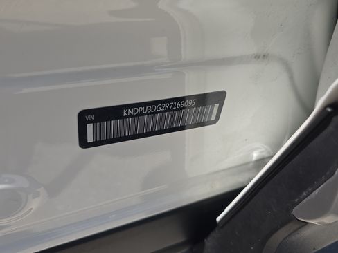 Certified 2024 Kia Sportage LX FWD image 31
