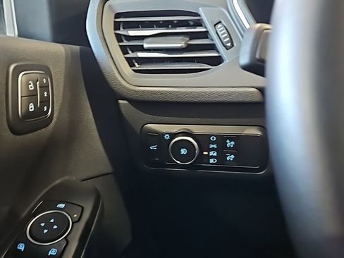 Used 2025 Ford Escape Platinum AWD/4WD image 35