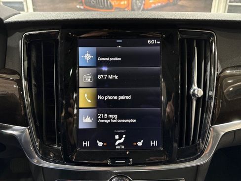 Used 2018 Volvo S90 T5 Momentum w/ Convenience Package image 80