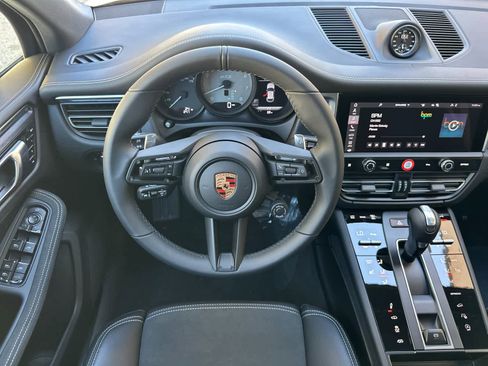 New 2026 Porsche Macan GTS image 15