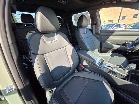 New 2025 Hyundai Santa Cruz Limited image 10