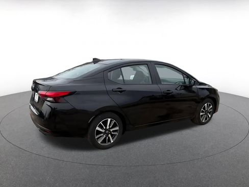 Used 2025 Nissan Versa SV image 15