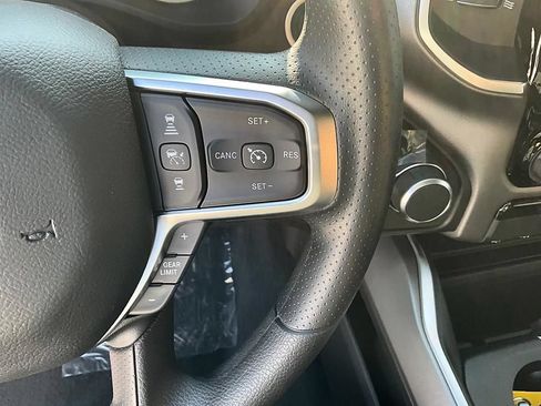 New 2026 RAM 1500 Express AWD/4WD image 30