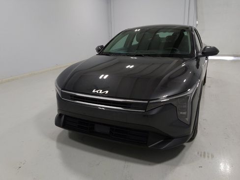 Used 2025 Kia K4 FWD image 15