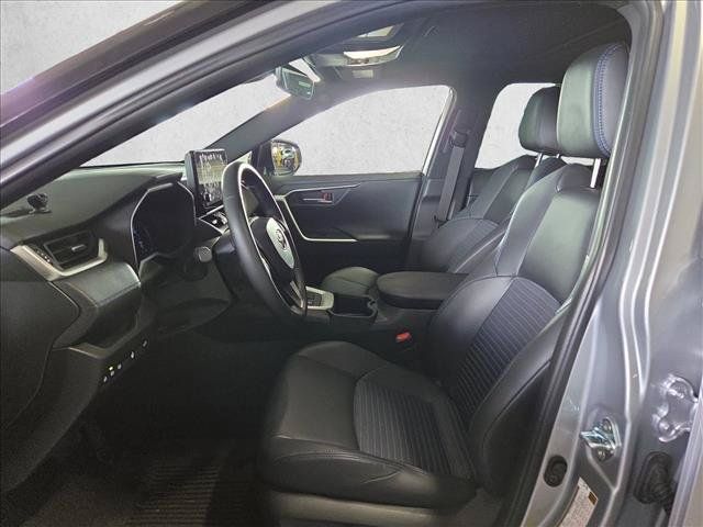Certified 2025 Toyota RAV4 XSE w/ Weather Package AWD/4WD image 15