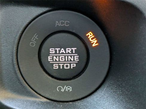 New 2026 Jeep Gladiator Sport image 25