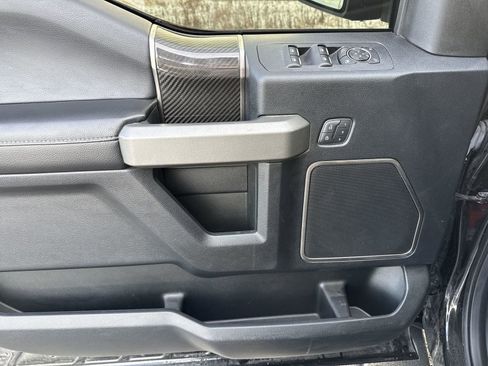 Used 2018 Ford F150 Raptor w/ Equipment Group 802A Luxury image 15