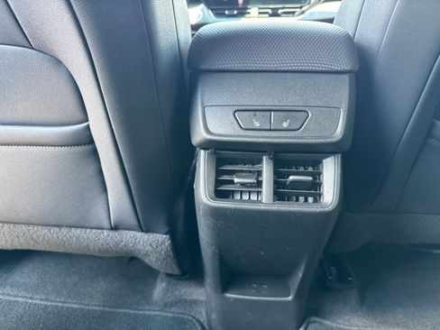 Used 2025 Chevrolet Equinox RS w/ Convenience Package III FWD image 7