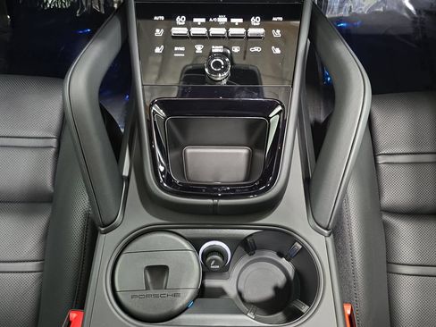 New 2026 Porsche Cayenne GTS AWD/4WD image 20
