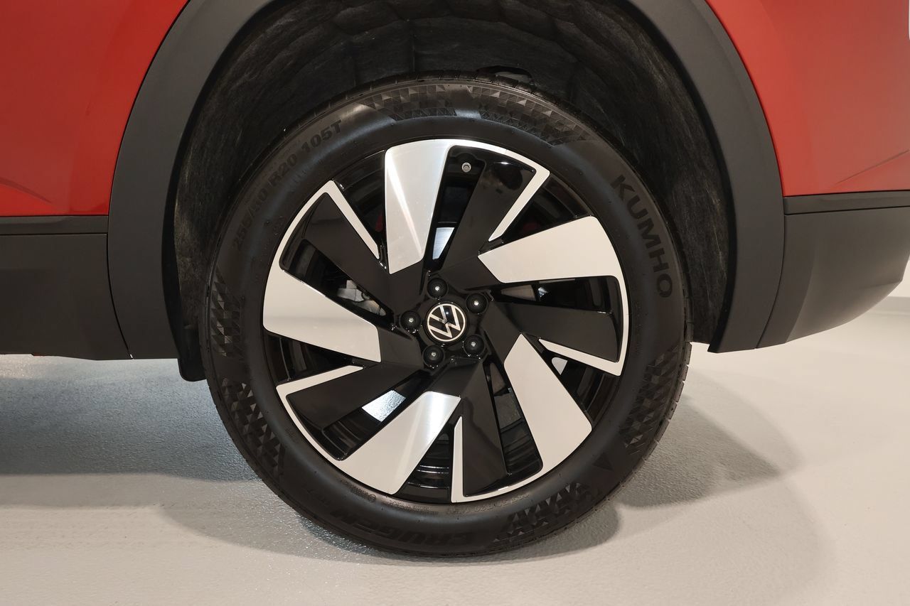 Used 2024 Volkswagen Atlas Cross Sport SE AWD/4WD image 31