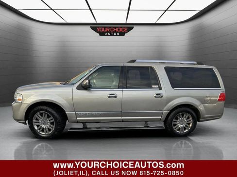 Used 2008 Lincoln Navigator L 4WD image 2