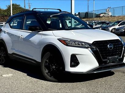 Used 2021 Nissan Kicks SR w/ SR Premium Package