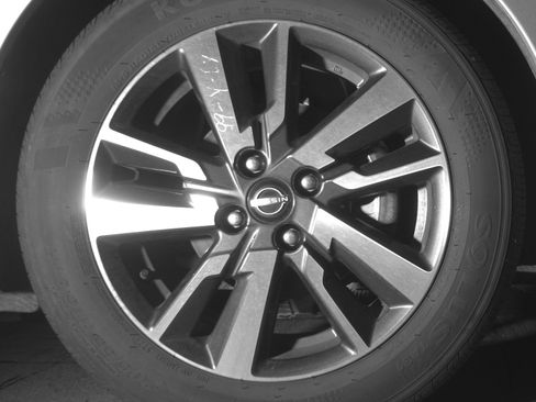 Used 2025 Nissan Versa SV FWD image 13