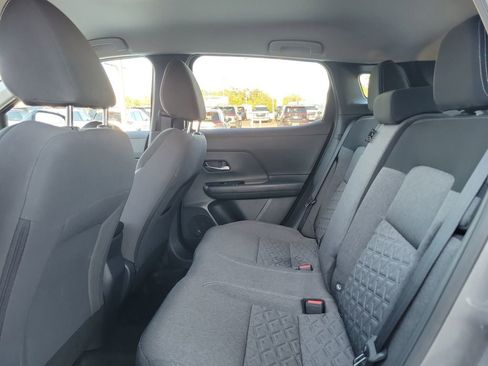 Certified 2025 Nissan Kicks SV image 18