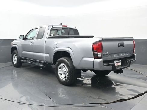 Used 2019 Toyota Tacoma SR w/ SR Convenience Package image 3