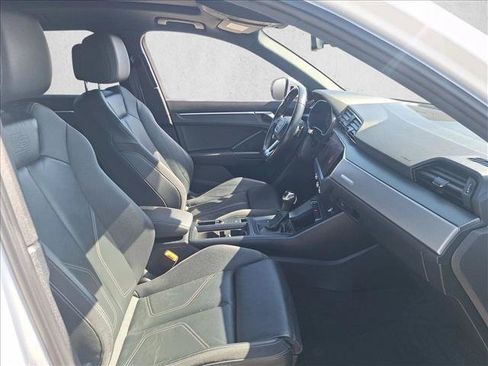 Used 2021 Audi Q3 2.0T Premium AWD/4WD image 17